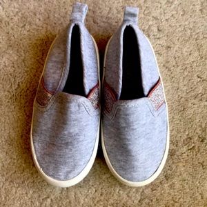 💐 Toddler Girls Old Navy Slip On Shoes